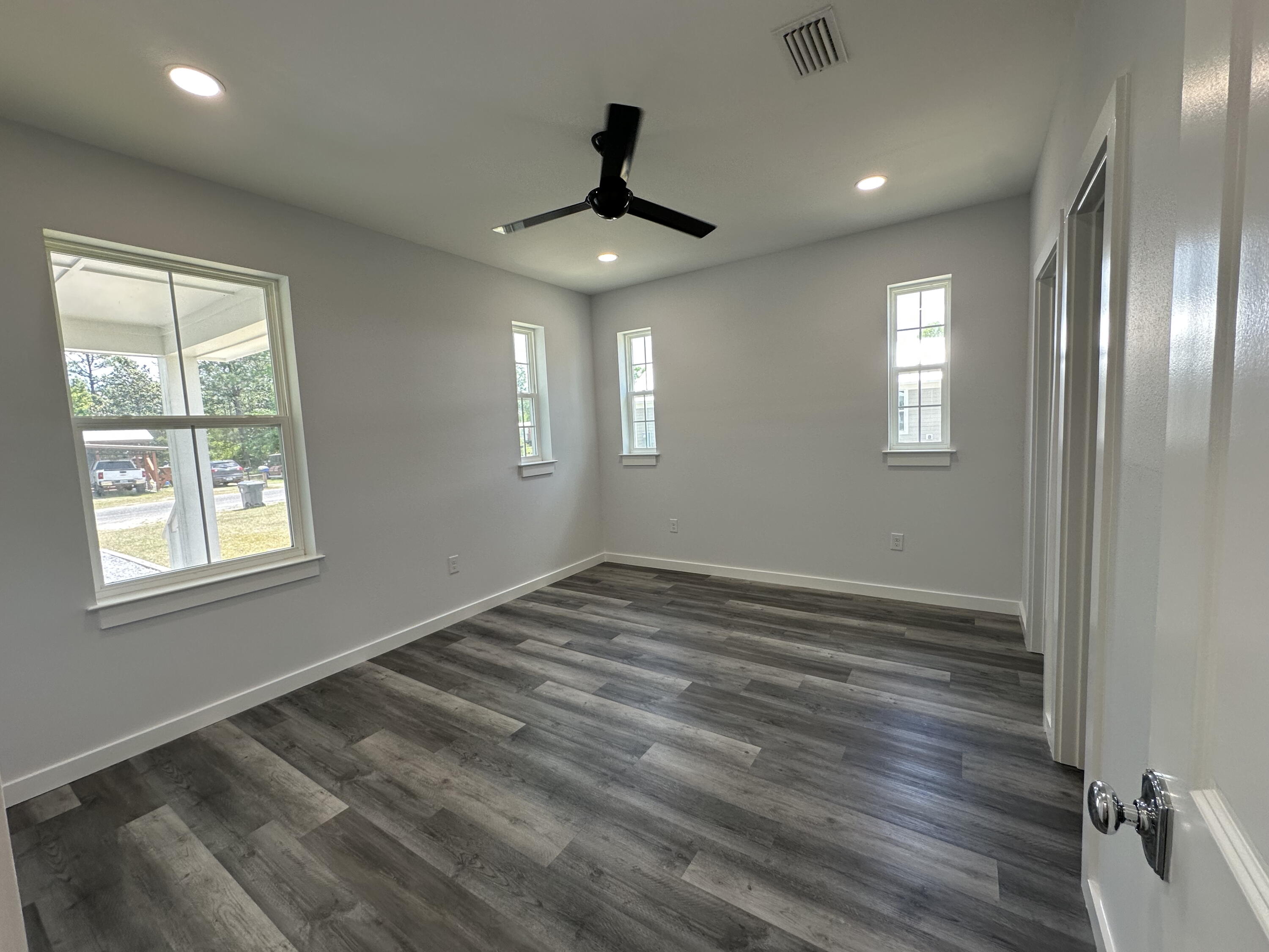 534 N Raphael Road Defuniak Springs FL 32433