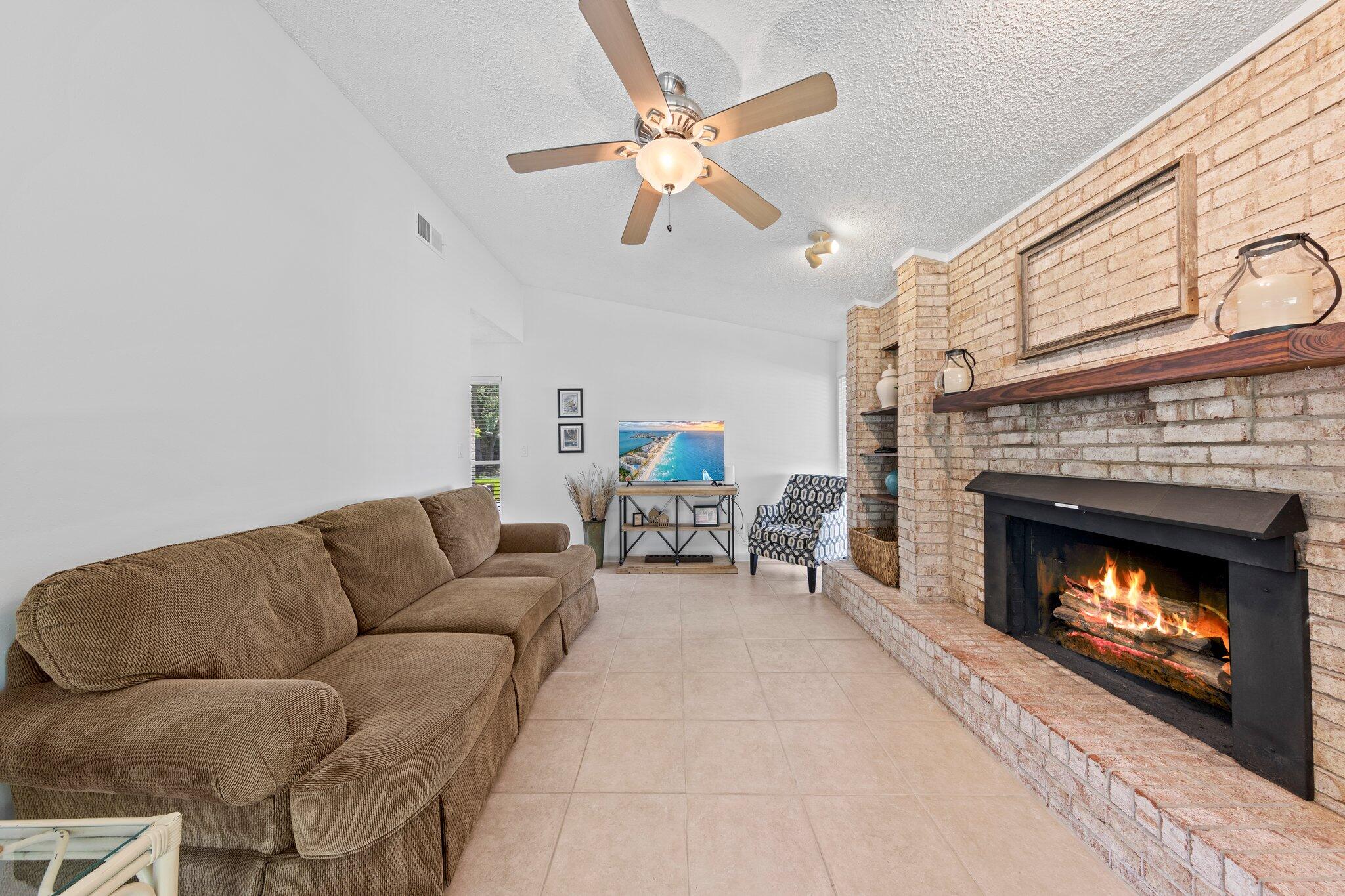 111 Mcewen Drive Niceville FL 32578