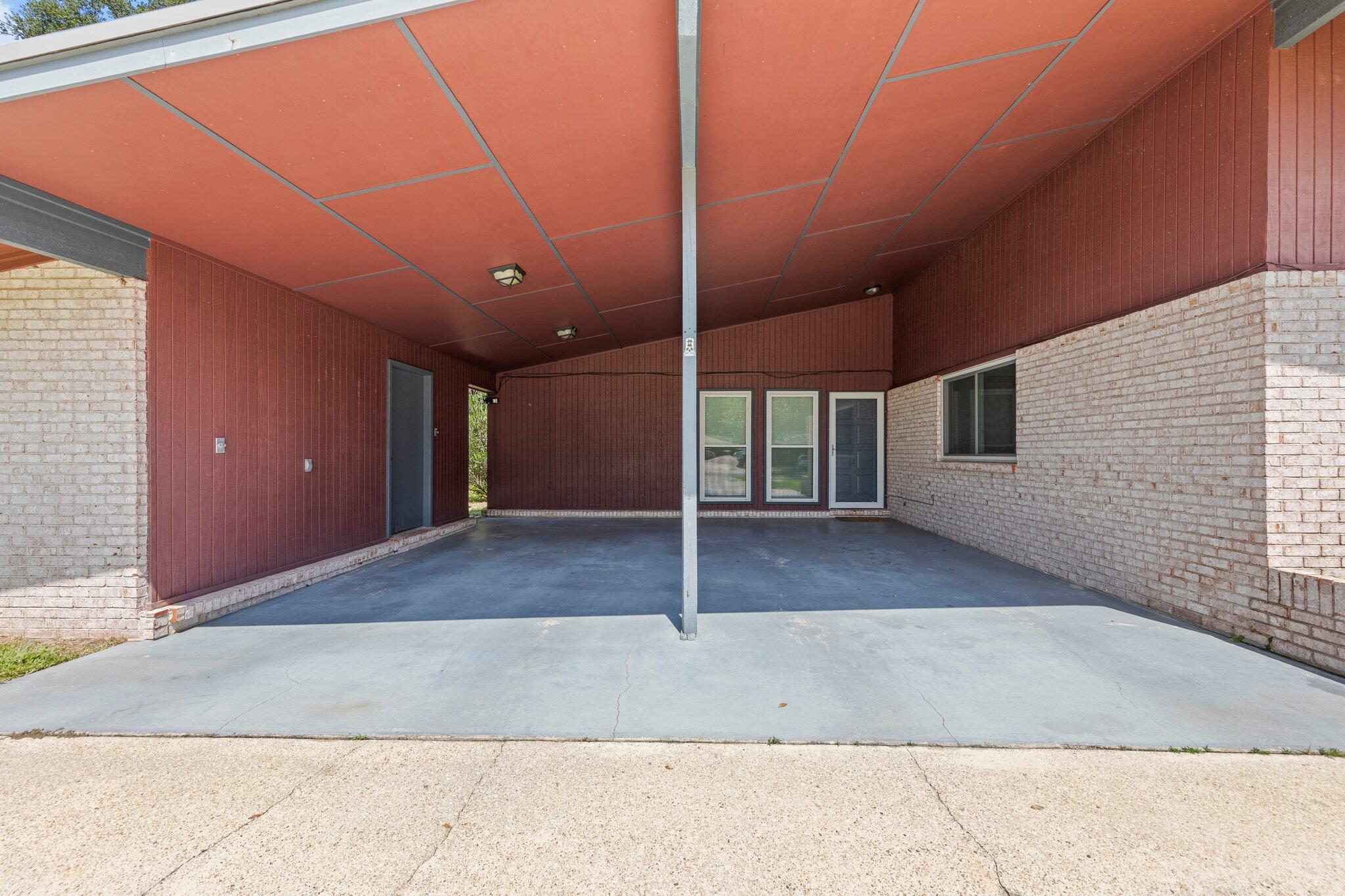 111 Mcewen Drive Niceville FL 32578