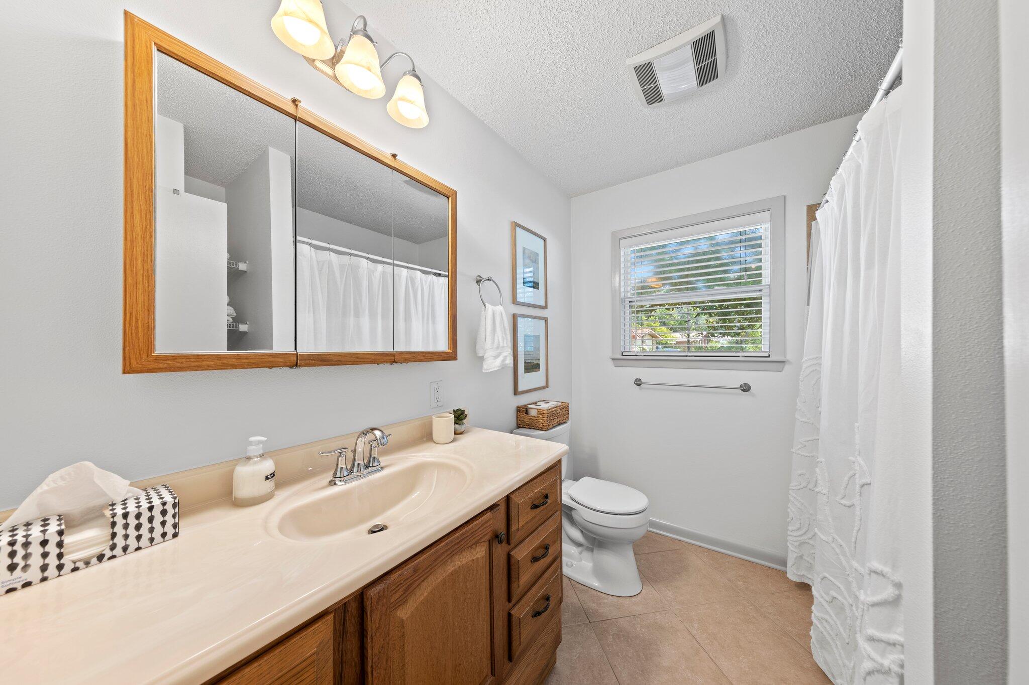 111 Mcewen Drive Niceville FL 32578