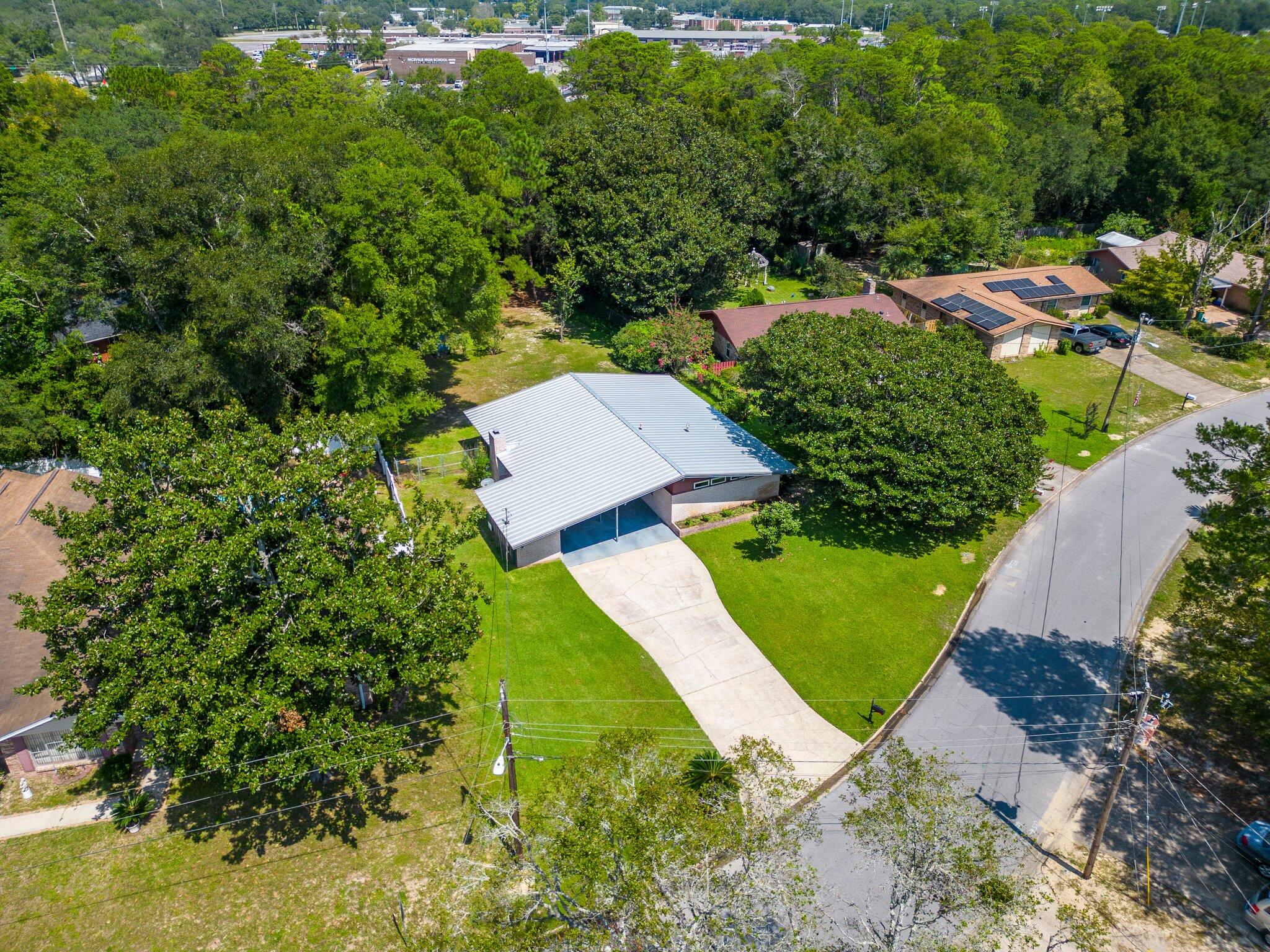 111 Mcewen Drive Niceville FL 32578