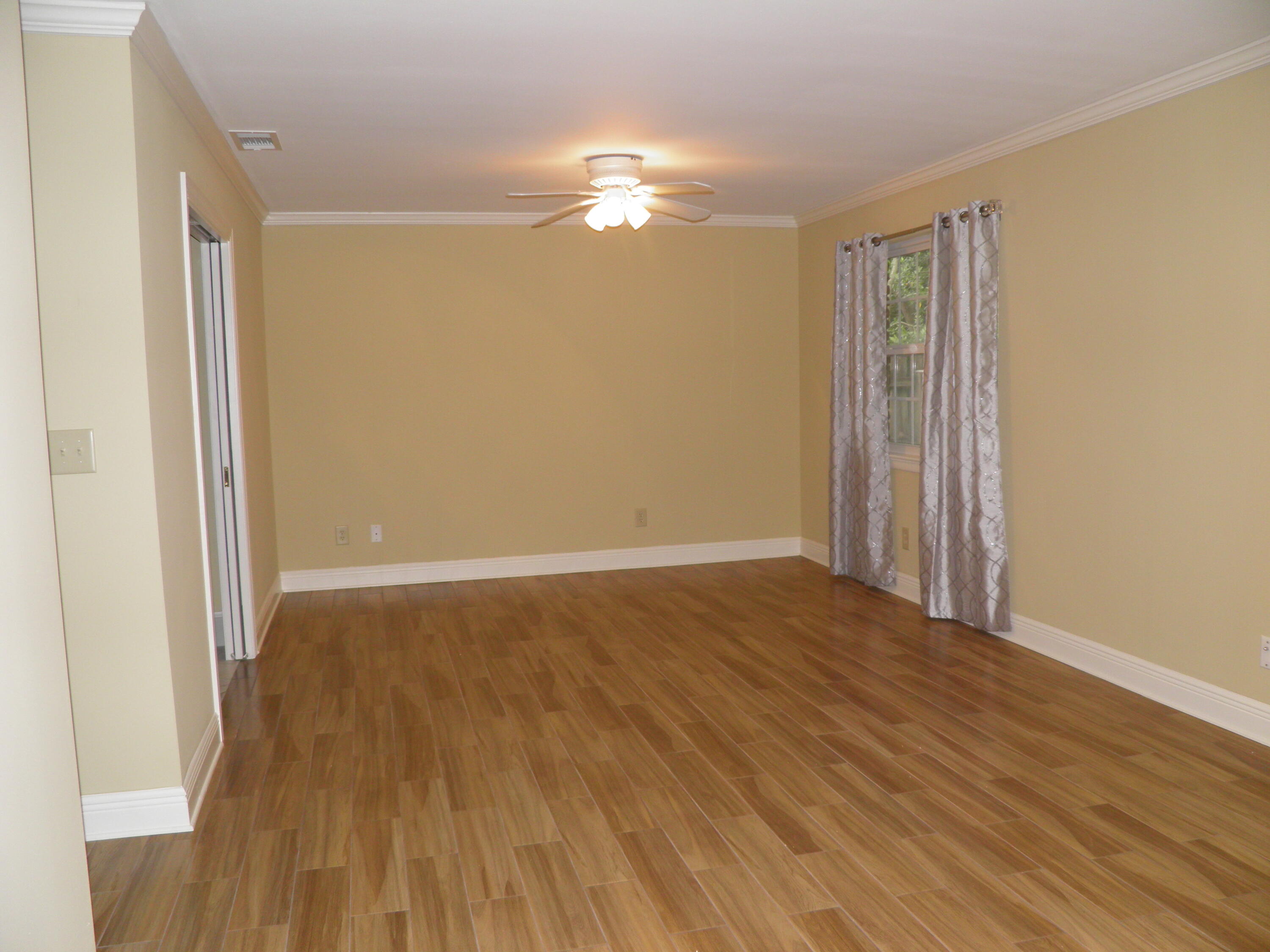 240 NE Yacht Club Drive Fort Walton Beach FL 32548