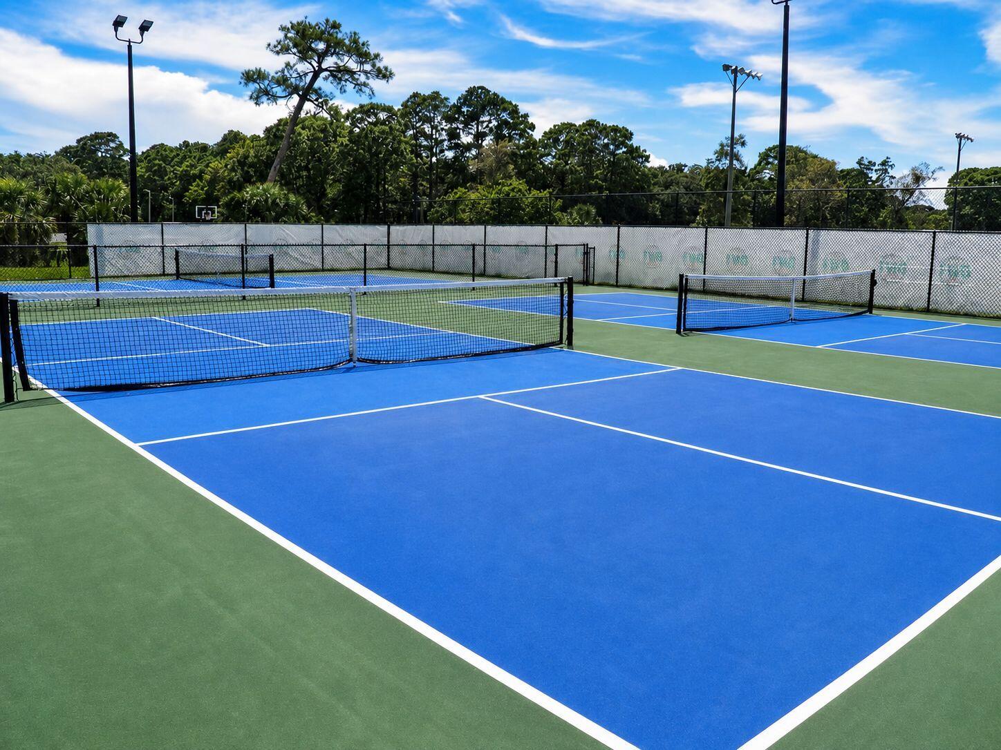 240 NE Yacht Club Drive Fort Walton Beach FL 32548