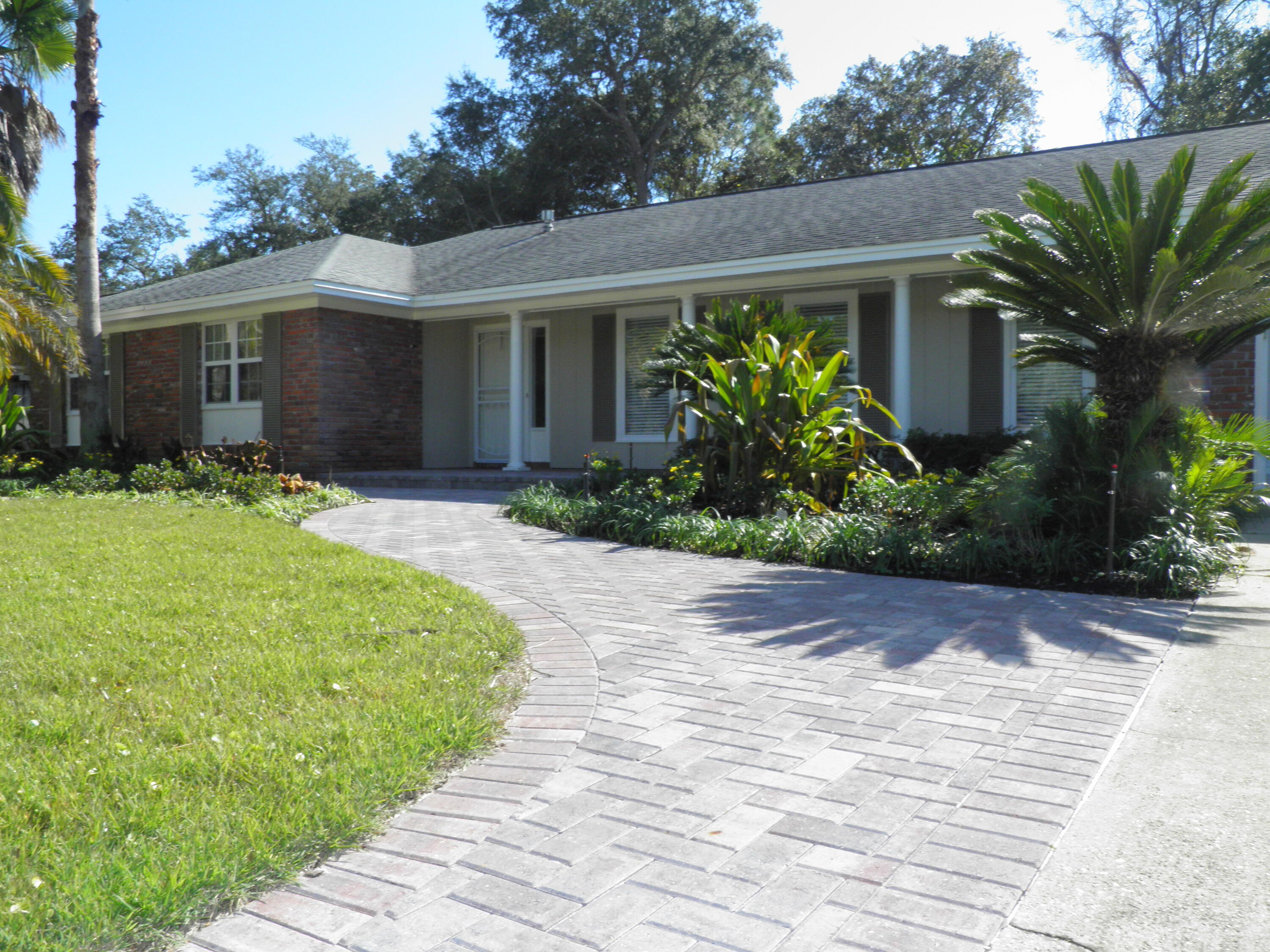 240 NE Yacht Club Drive Fort Walton Beach FL 32548