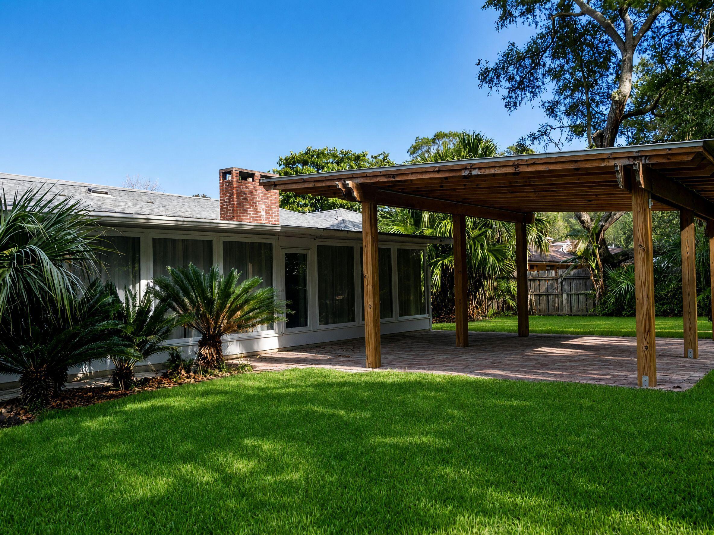 240 NE Yacht Club Drive Fort Walton Beach FL 32548