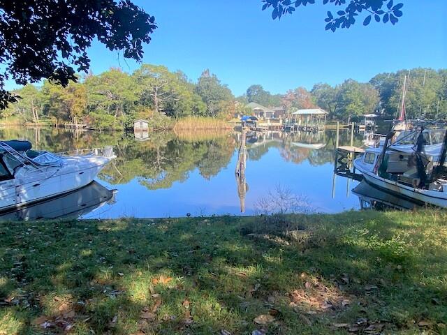 1723 18th Street Niceville FL 32578