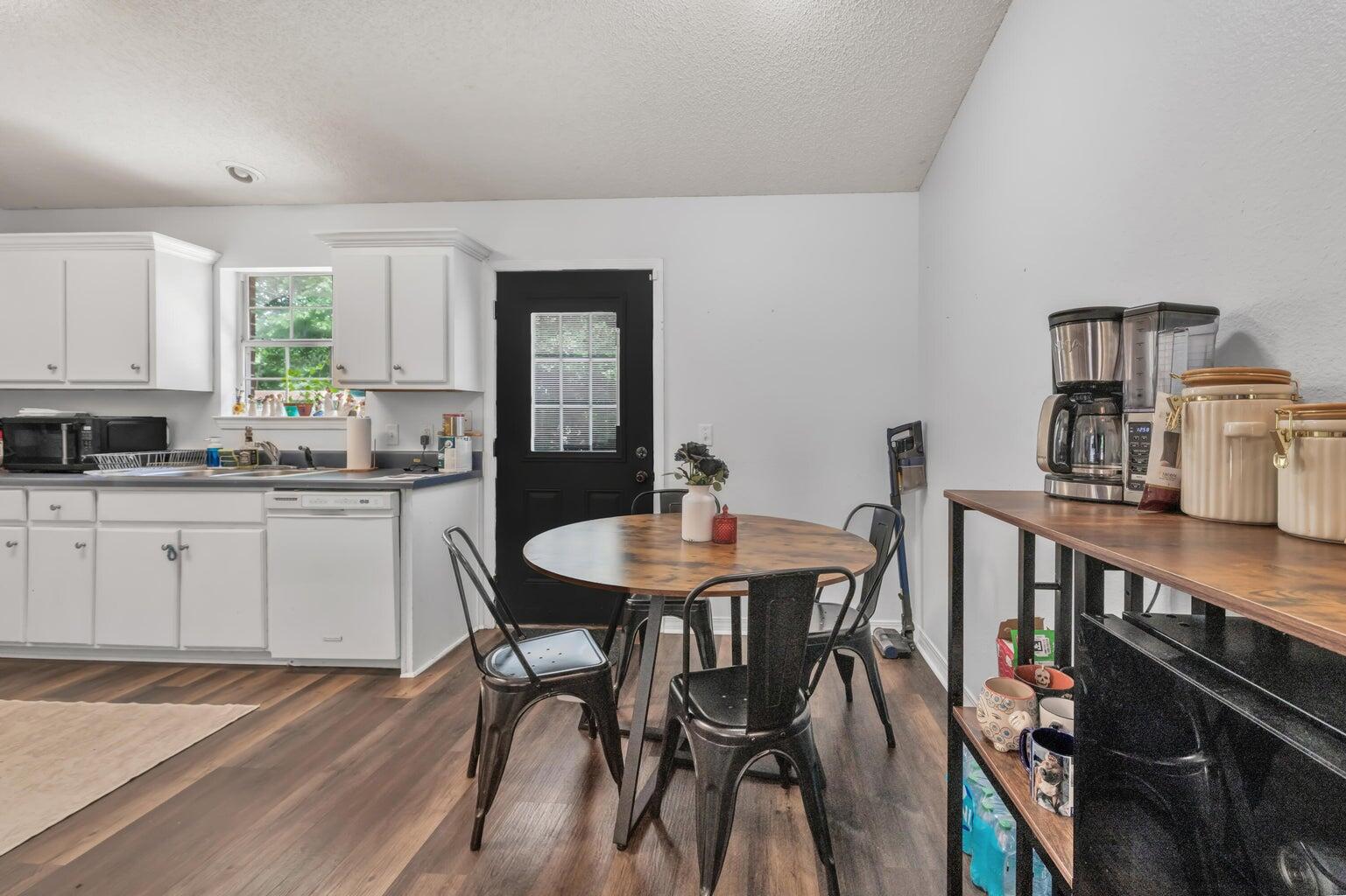 5246 Sewell Road Milton FL 32570