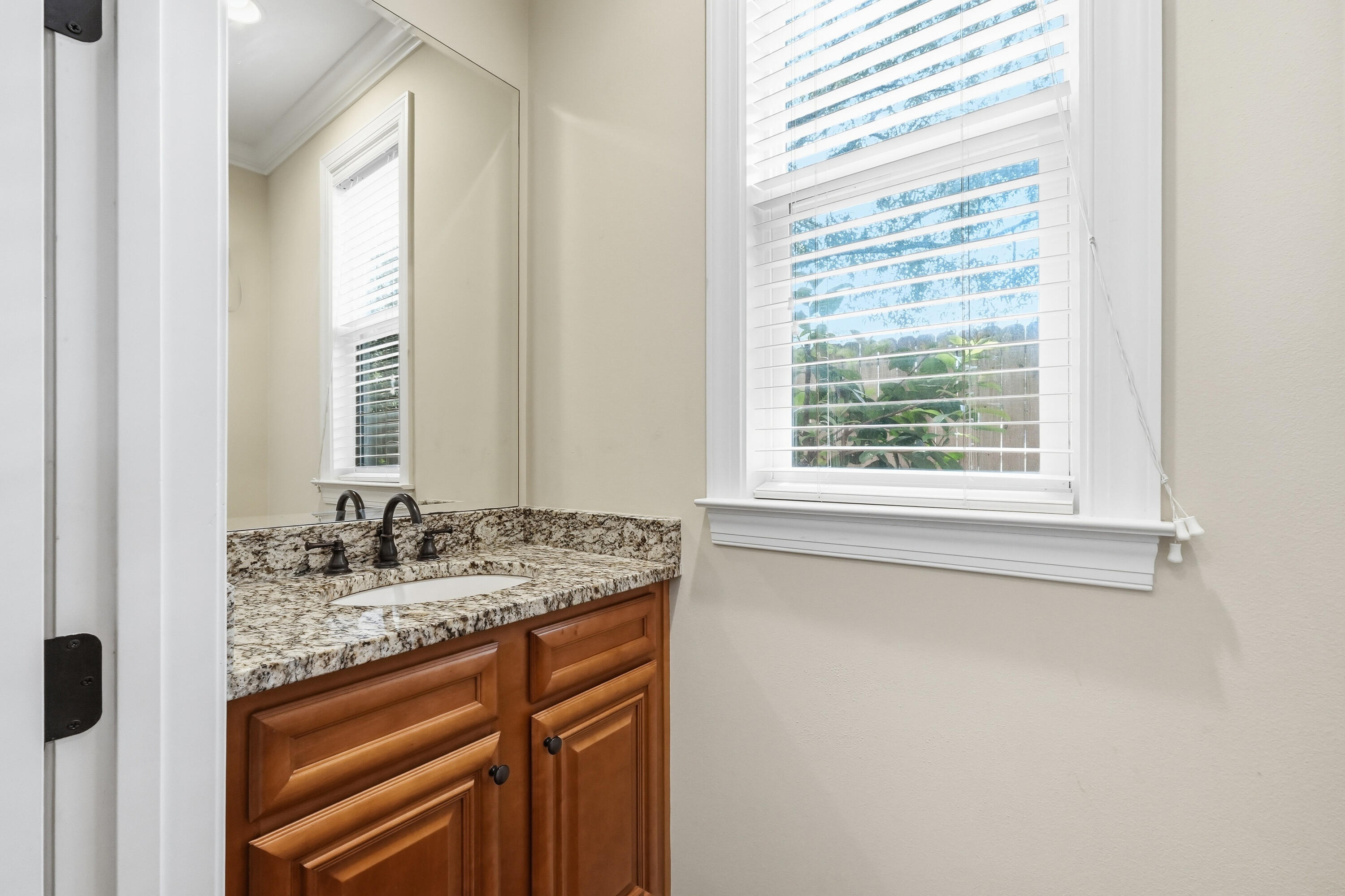 4256 Skipjack Cove Niceville FL 32578
