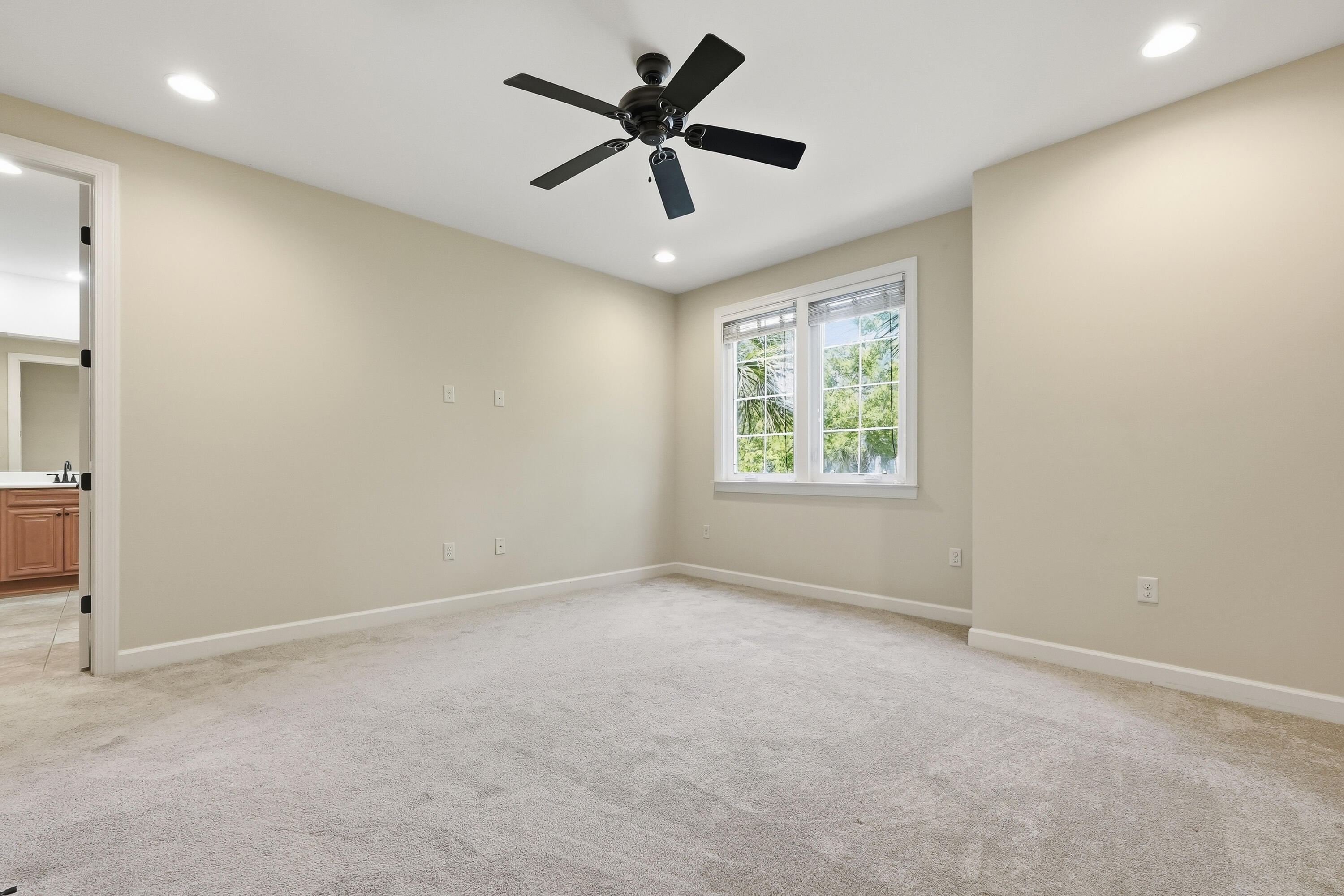 4256 Skipjack Cove Niceville FL 32578