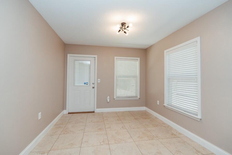401 E Field Avenue Crestview FL 32539