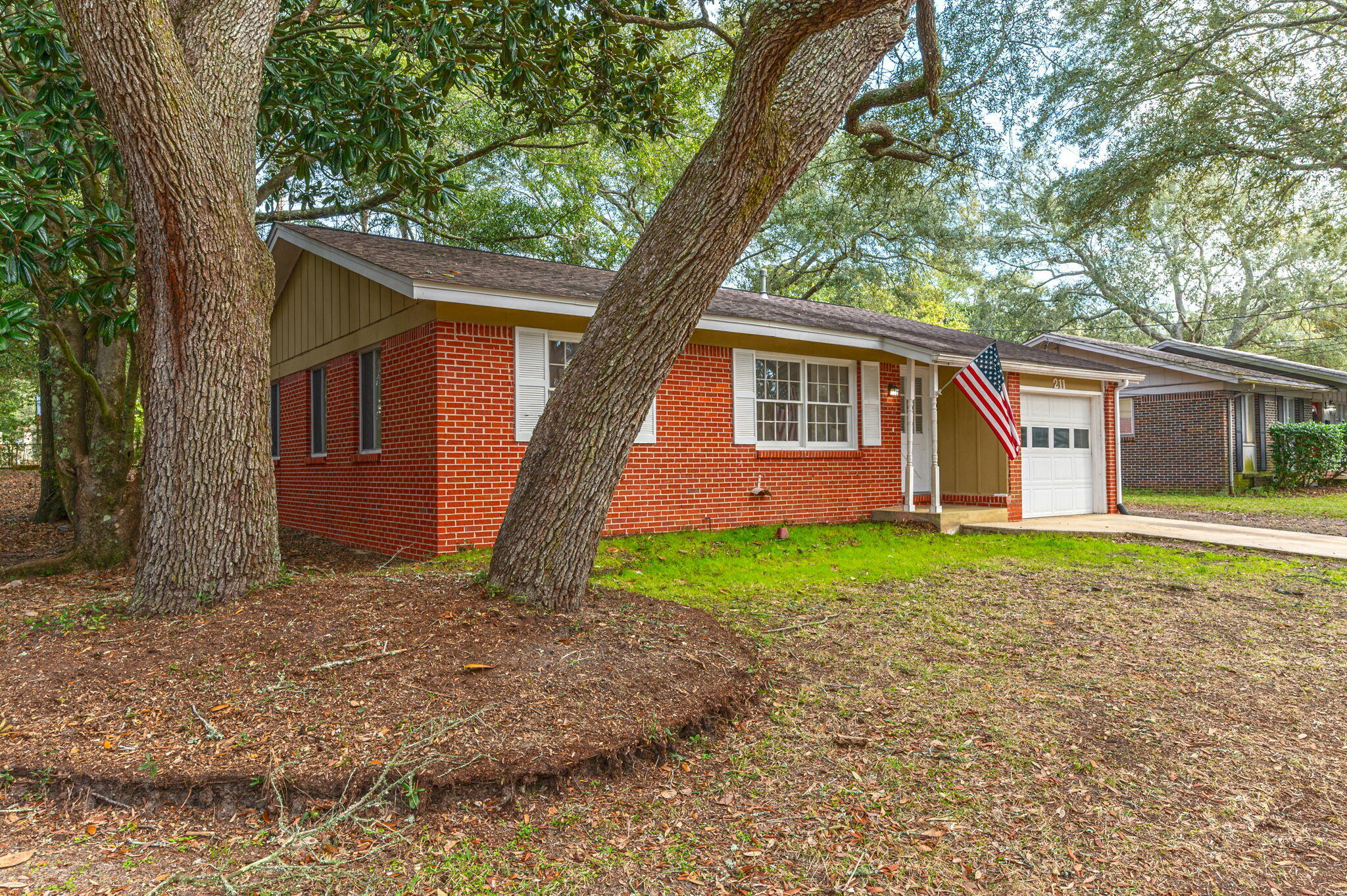 211 20th Street Niceville FL 32578
