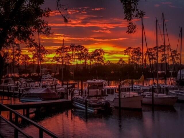 811 Fairway Lakes Drive Niceville FL 32578