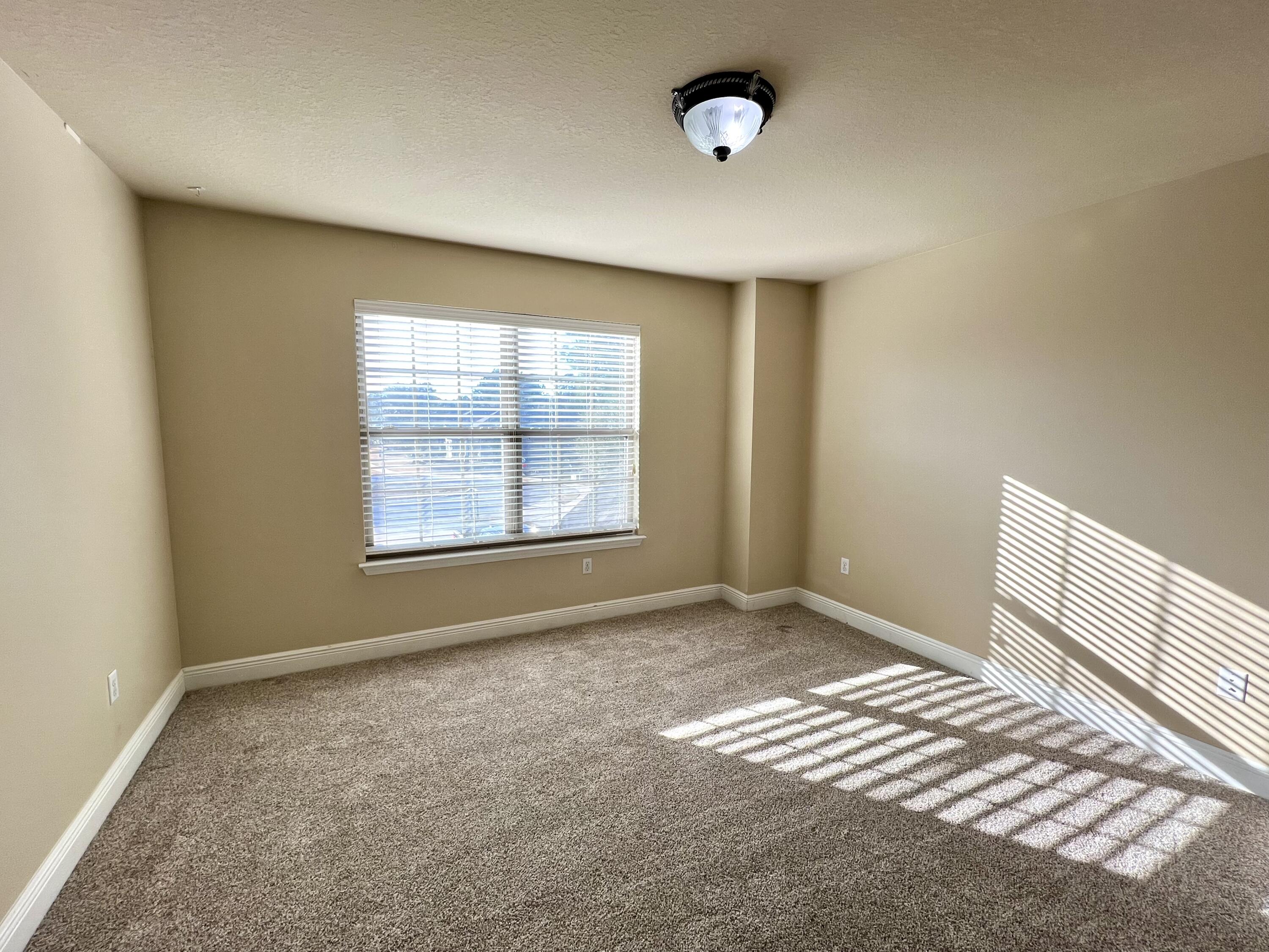 68 Hemingway Lane Freeport FL 32439