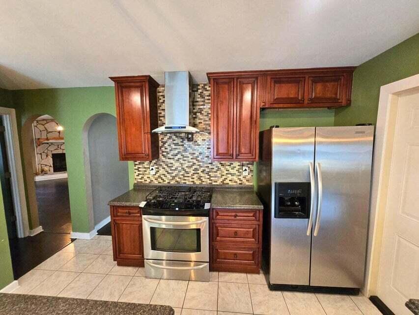 401 Evans Road Niceville FL 32578