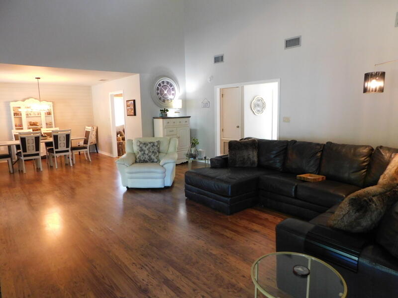 939 Ridgewood Way Niceville FL 32578