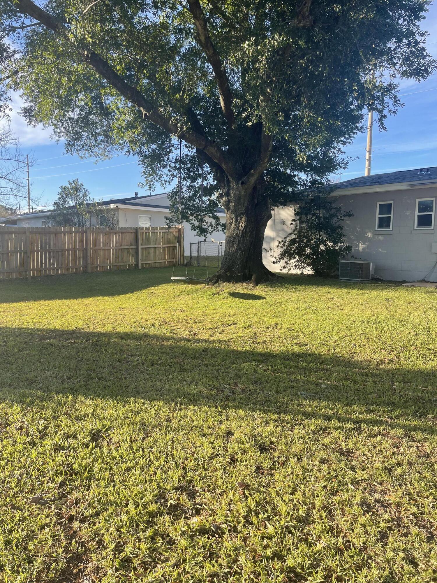 734 Mayflower Avenue Fort Walton Beach FL 32547