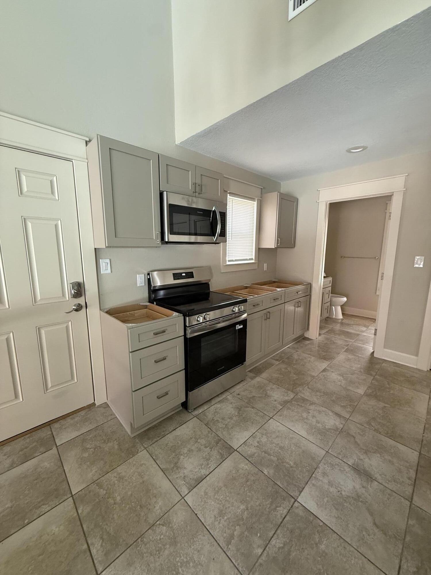 703 N Lakeside Drive Destin FL 32541