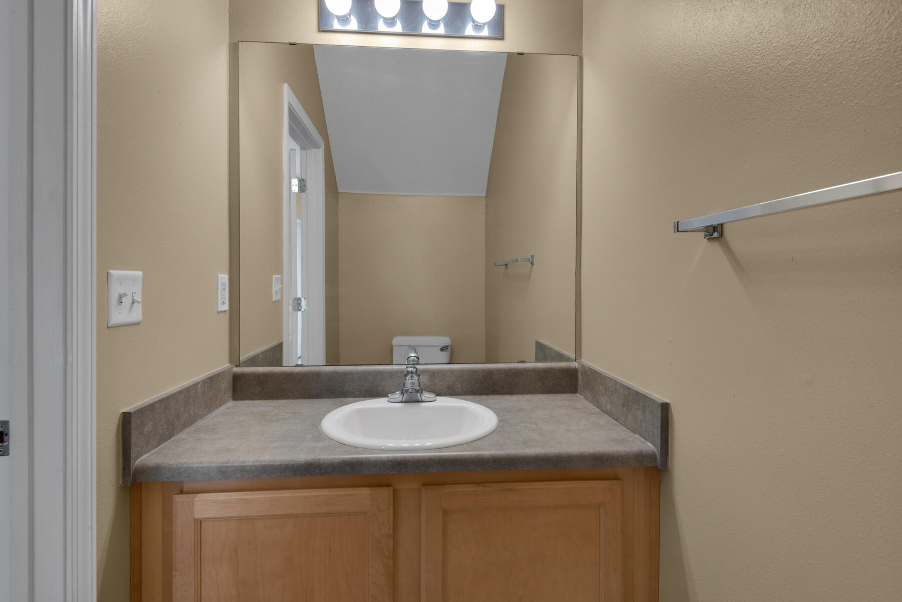2125 Tom Street Navarre FL 32566