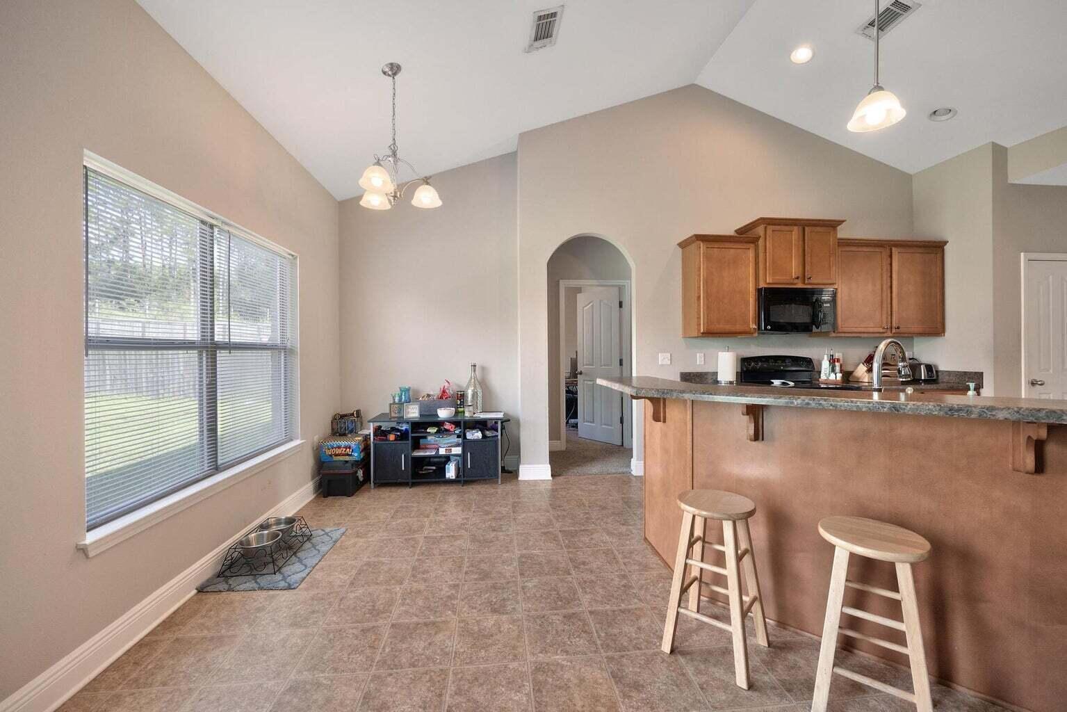 607 Rowan Circle Crestview FL 32536
