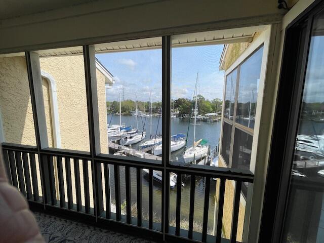300 Yacht Club Drive Niceville FL 32578