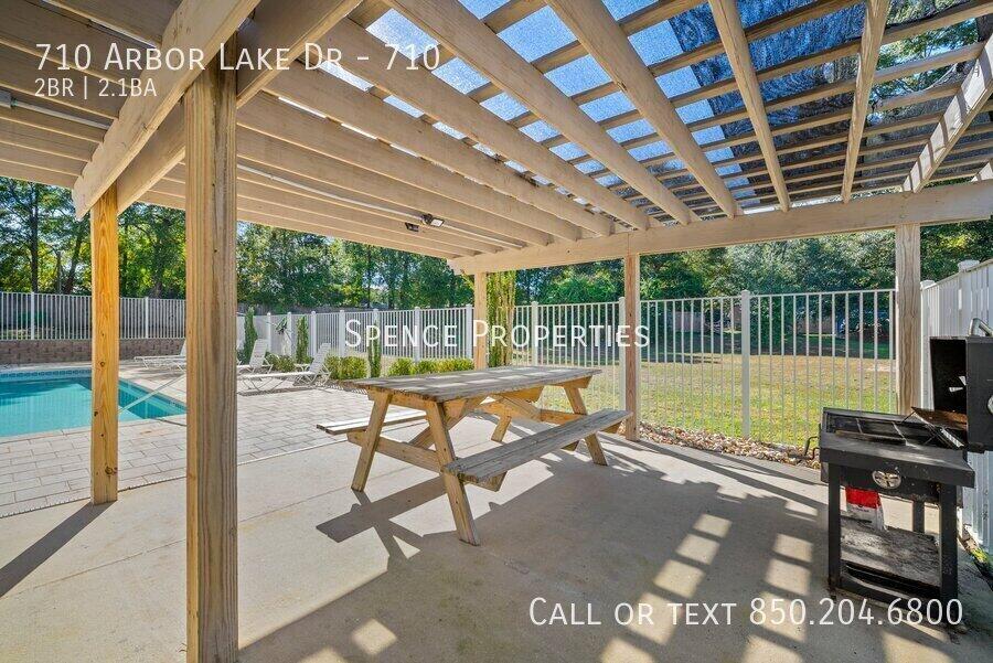 722 Arbor Lake Drive Crestview FL 32536