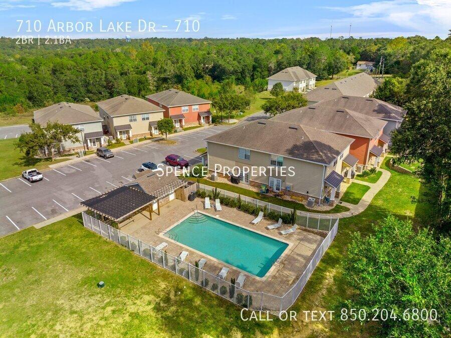 722 Arbor Lake Drive Crestview FL 32536