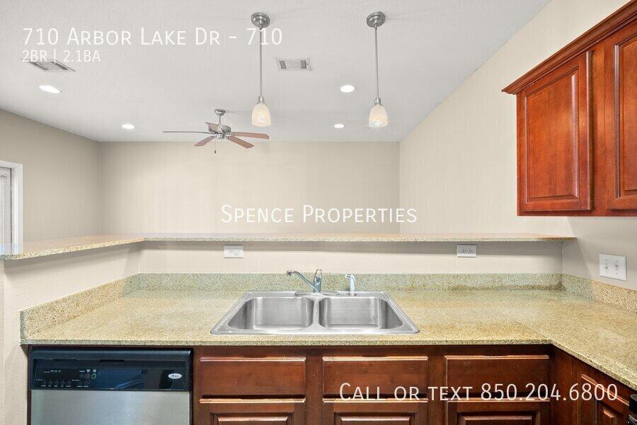 722 Arbor Lake Drive Crestview FL 32536