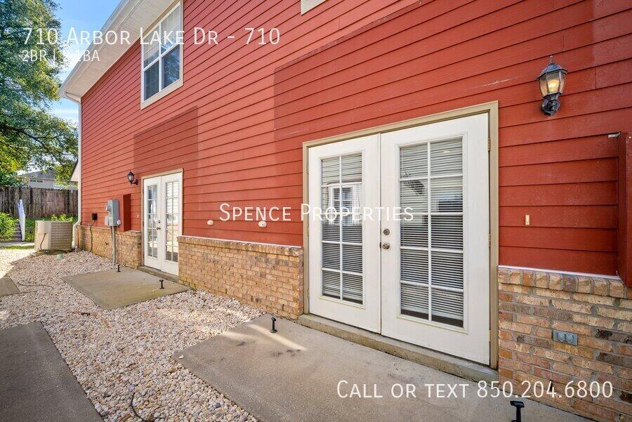 722 Arbor Lake Drive Crestview FL 32536