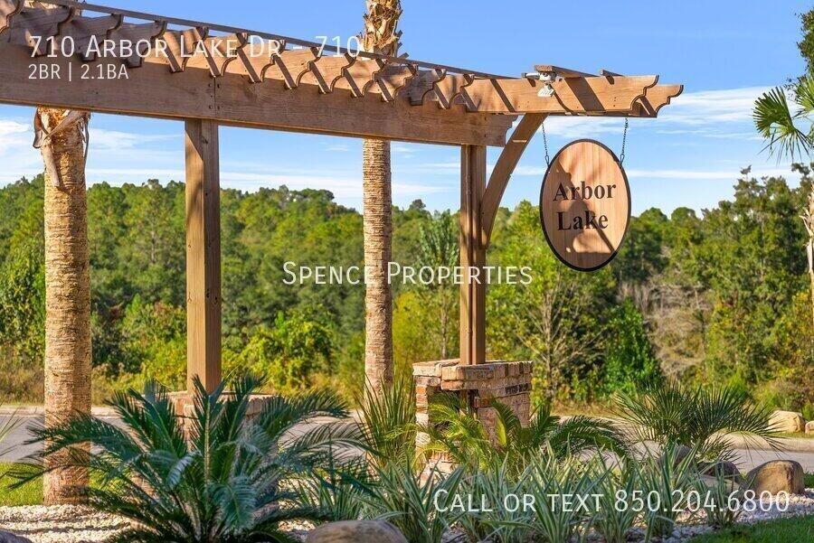722 Arbor Lake Drive Crestview FL 32536