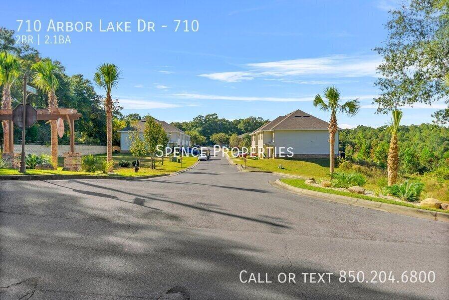 722 Arbor Lake Drive Crestview FL 32536