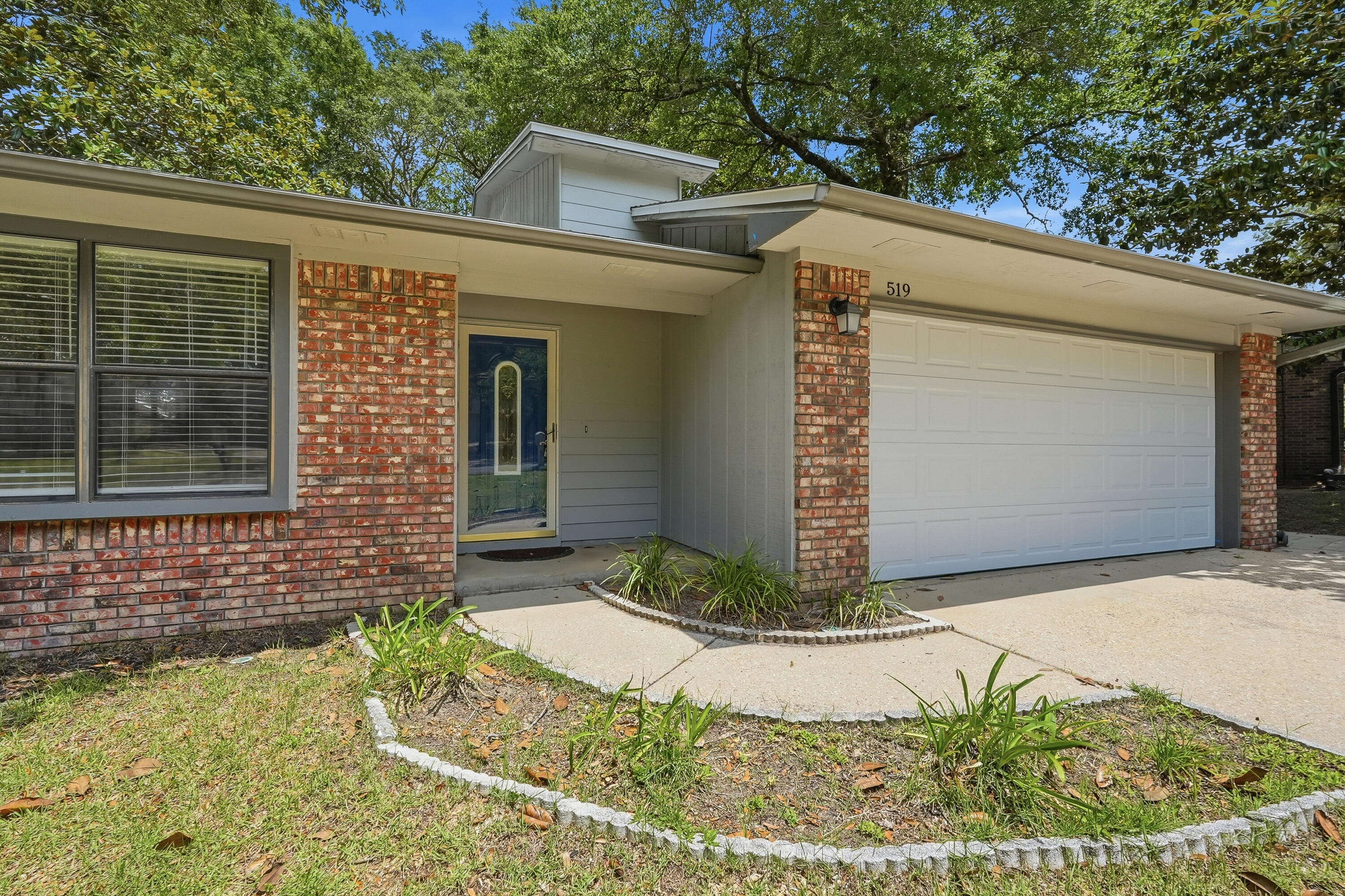 519 Matthew Street Niceville FL 32578