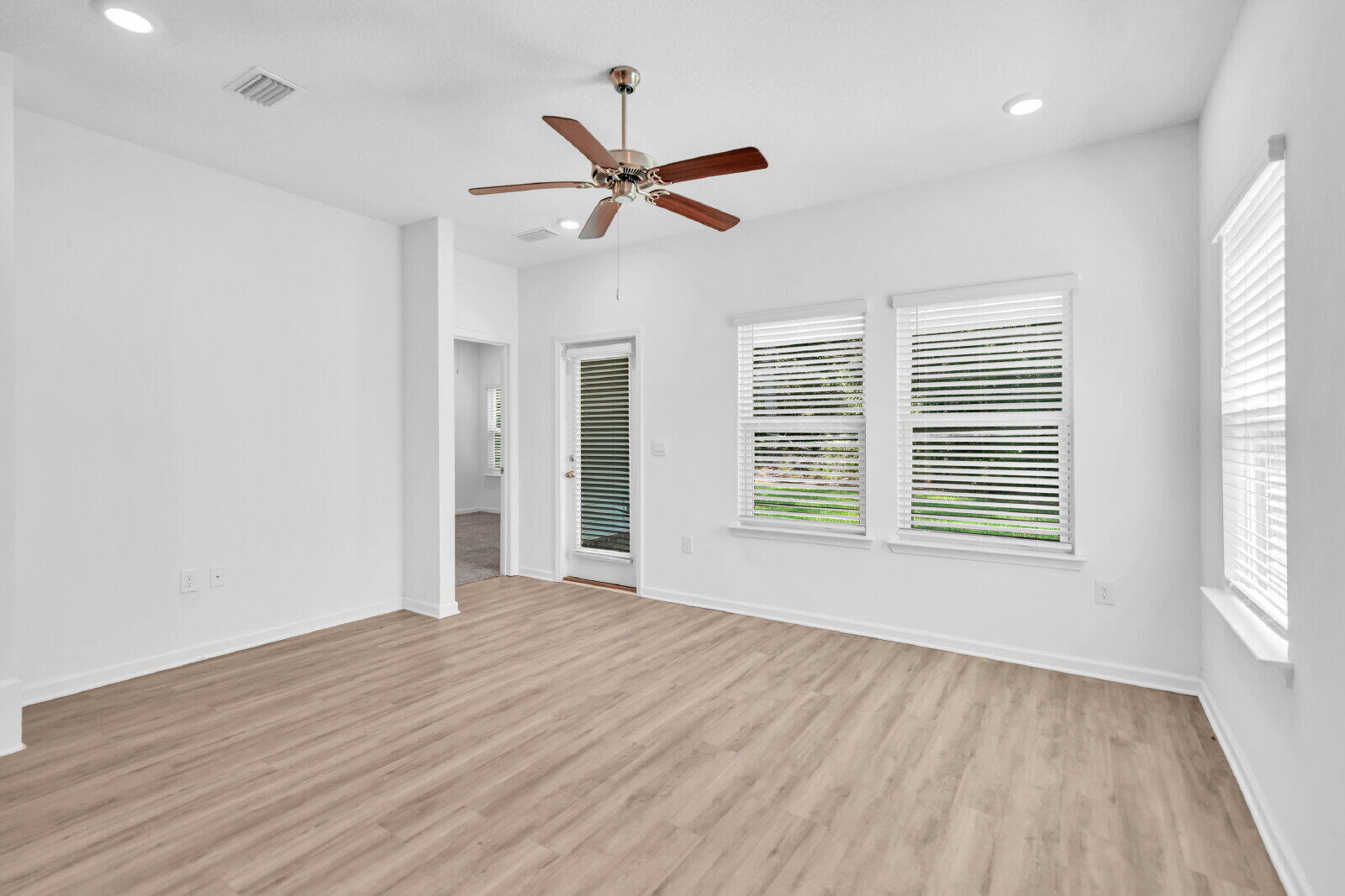 30 Sandywoods Court Freeport FL 32439