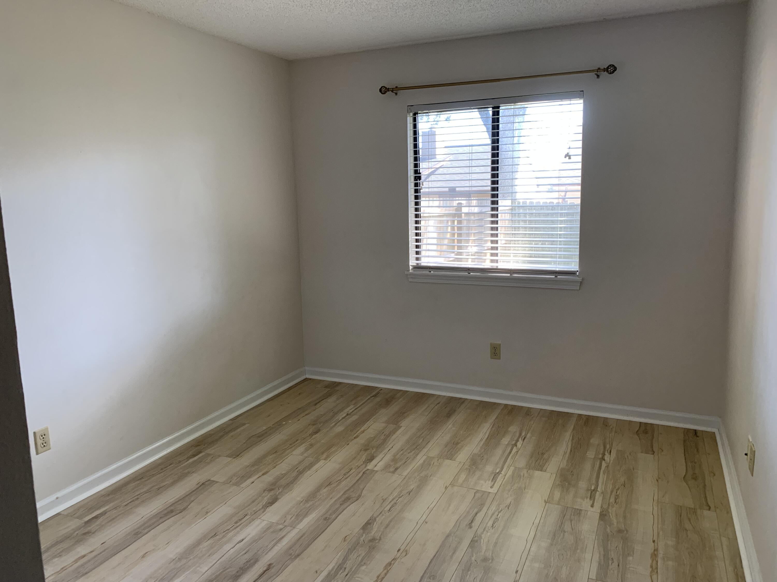 360 Evergreen Avenue Niceville FL 32578