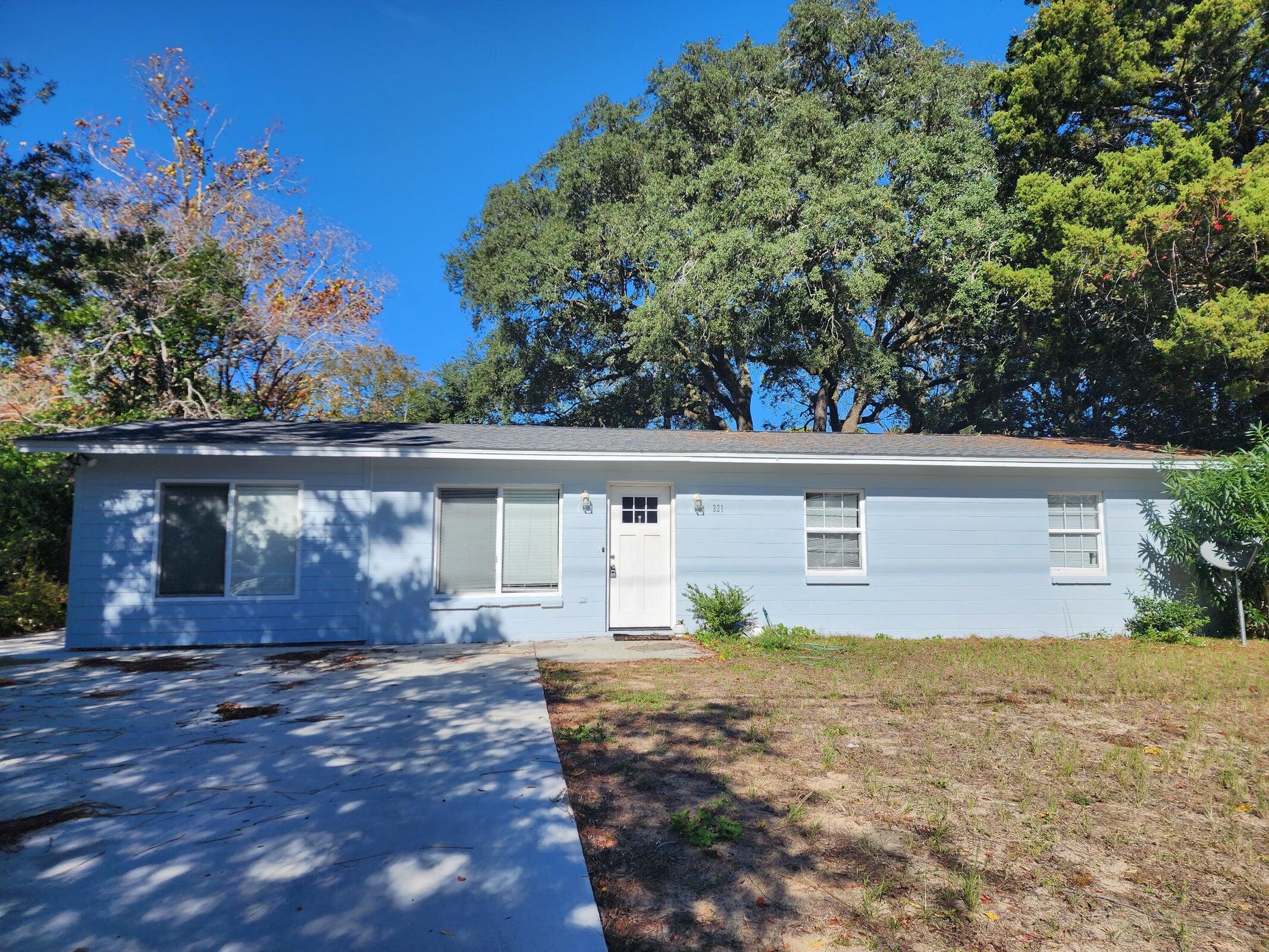 321 NW Hollywood Boulevard Fort Walton Beach FL 32548
