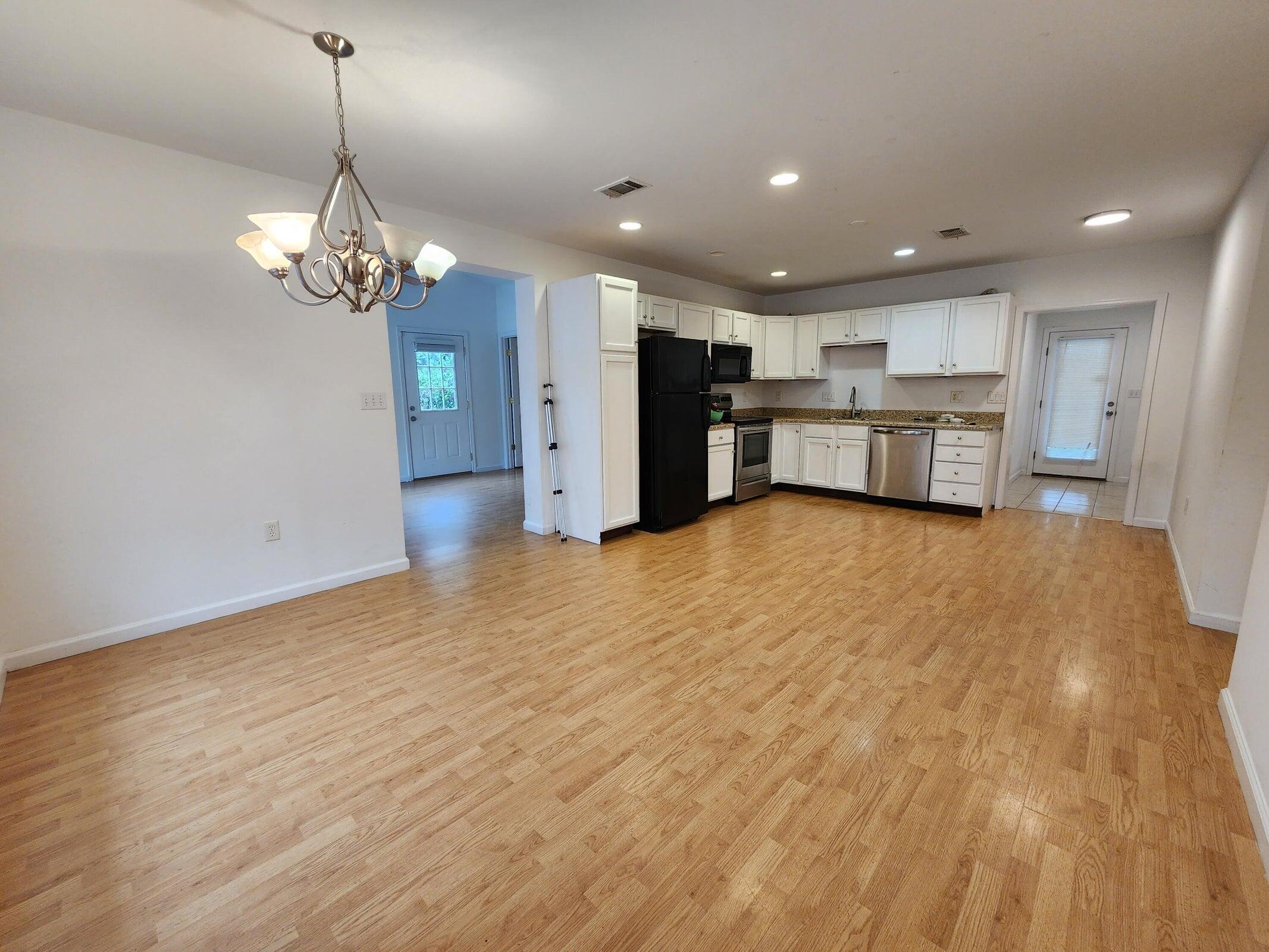 321 NW Hollywood Boulevard Fort Walton Beach FL 32548