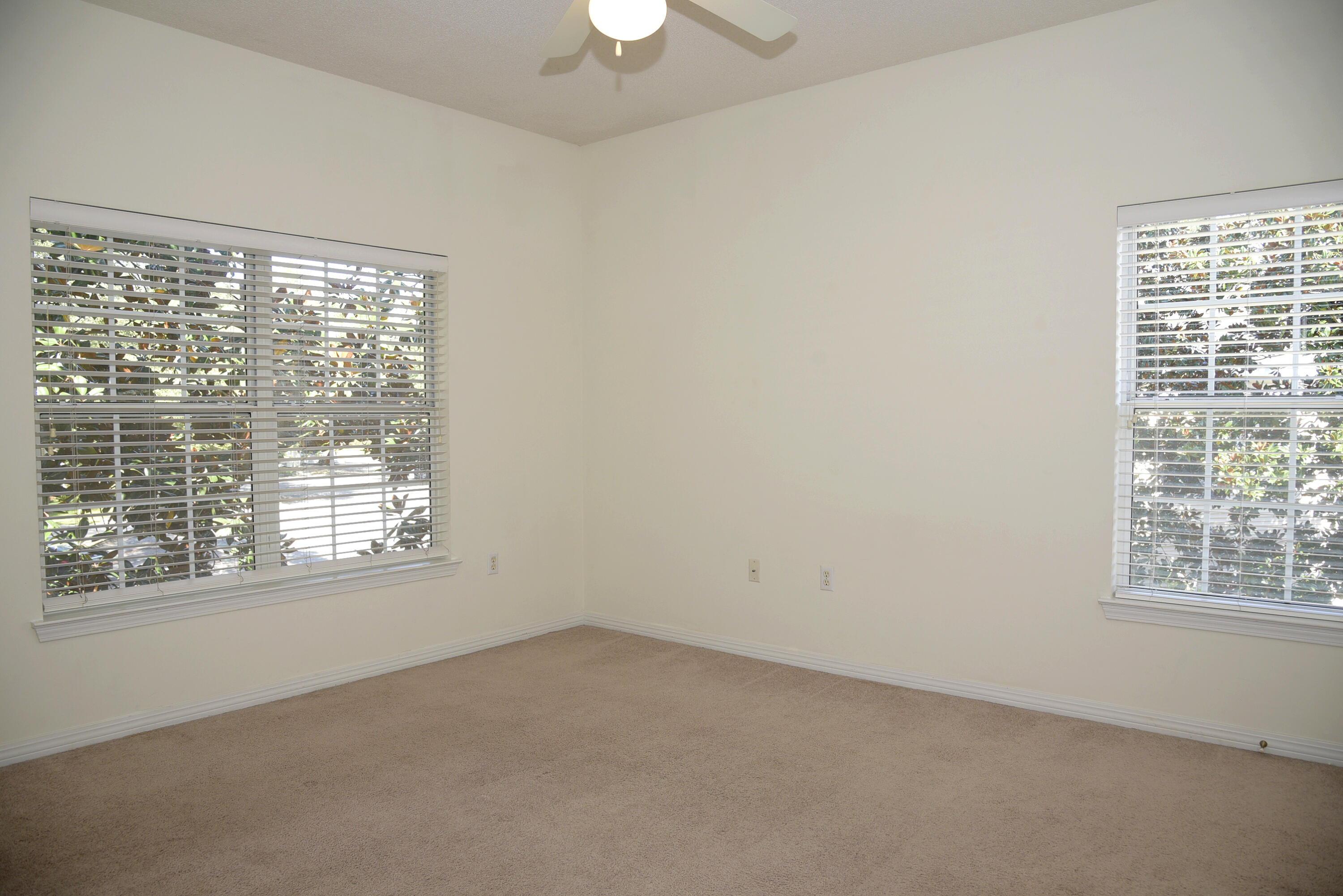 1501 N Partin Drive Niceville FL 32578