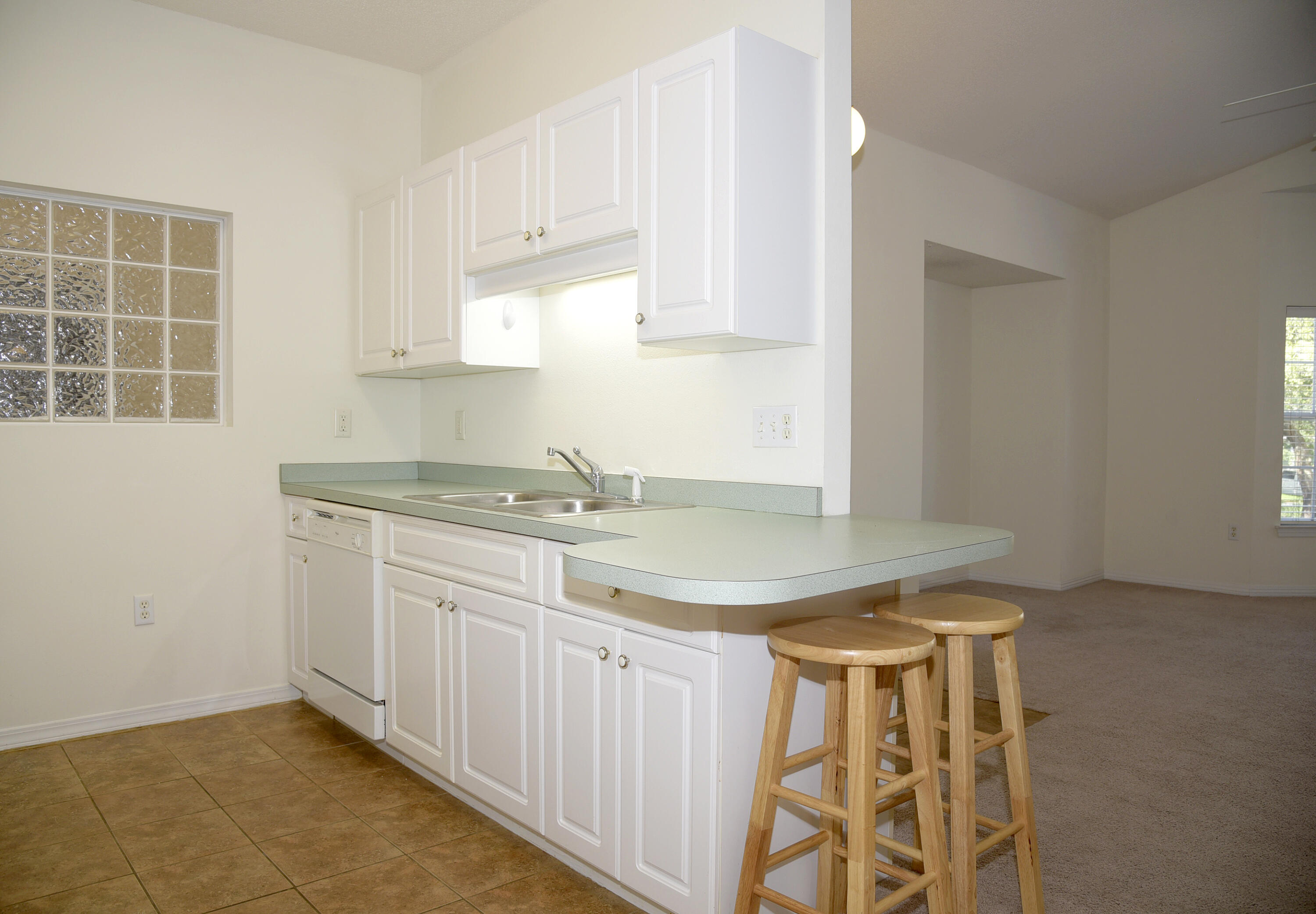 1501 N Partin Drive Niceville FL 32578