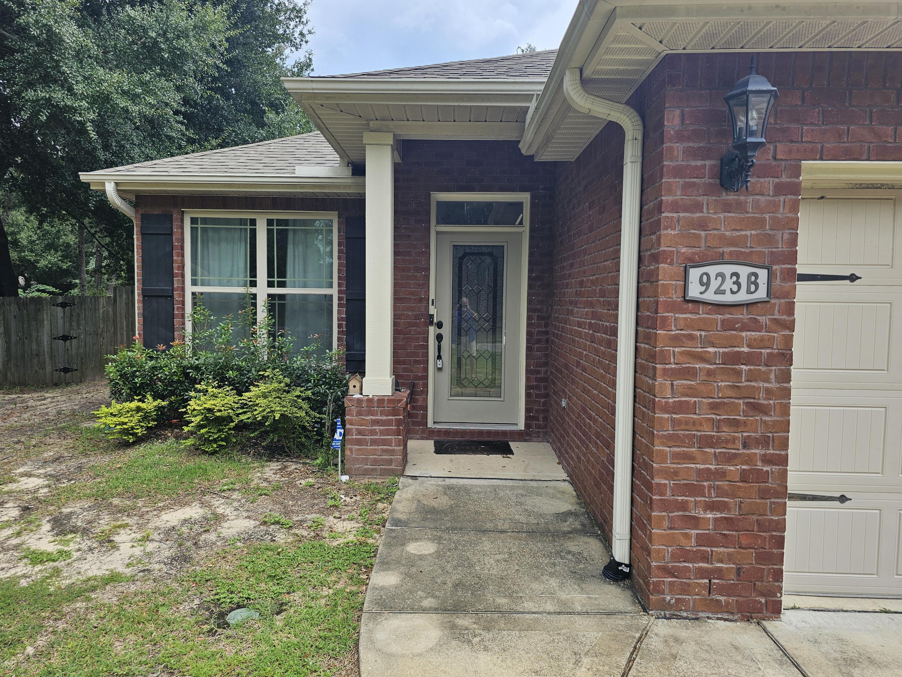 923 NW Central Avenue Fort Walton Beach FL 32547