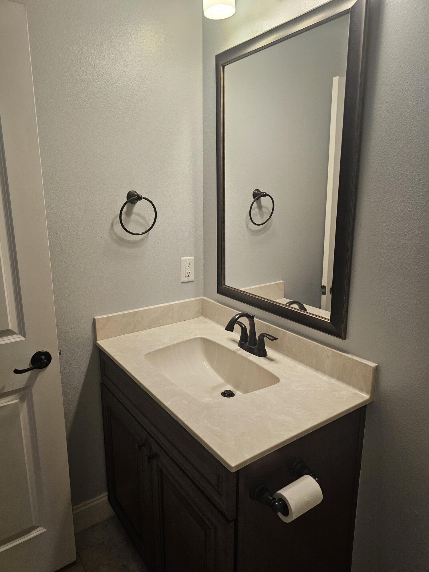 923 NW Central Avenue Fort Walton Beach FL 32547