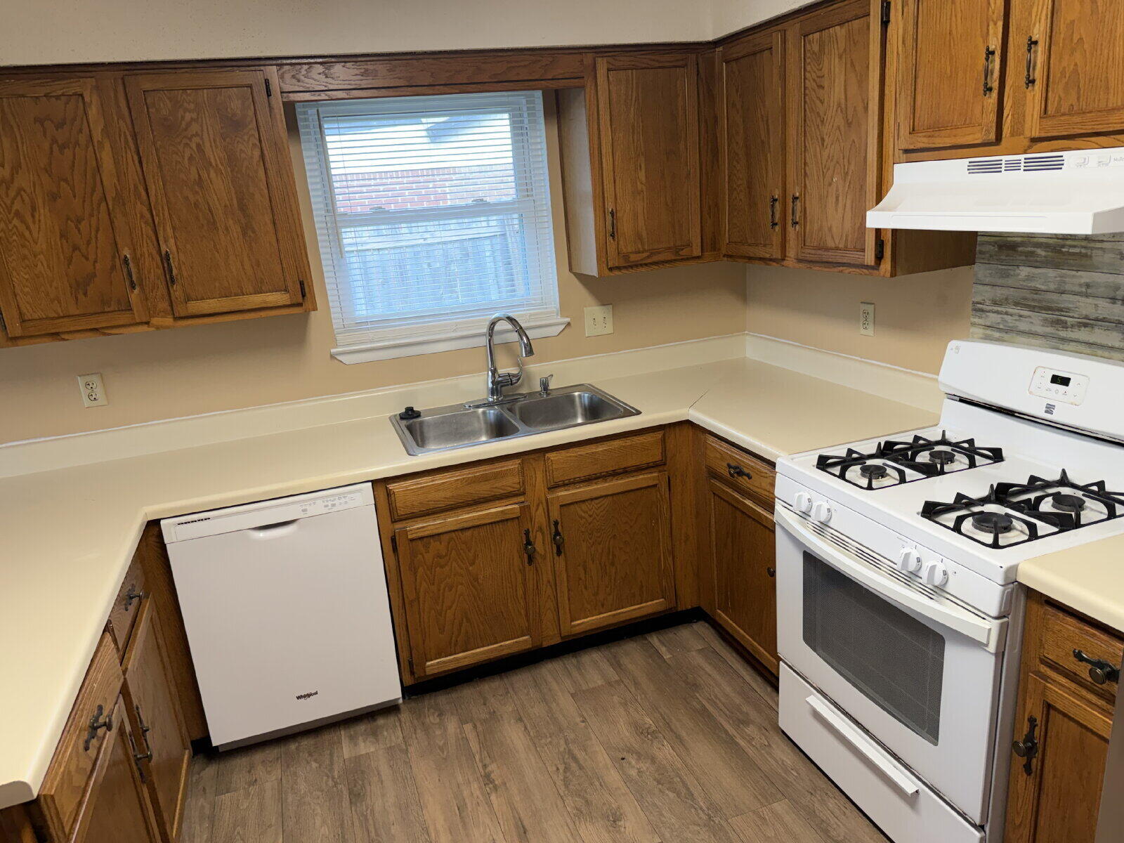836 Boulevard De L'orleans Mary Esther FL 32569