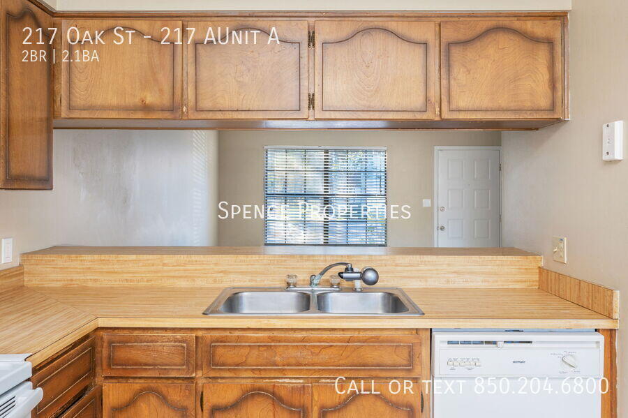 217 Oak Street Fort Walton Beach FL 32548