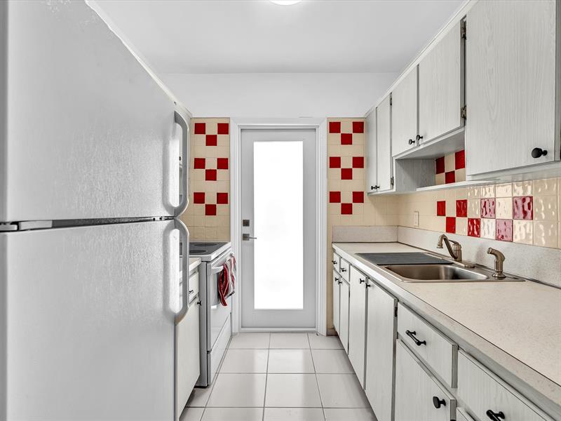 2501 W Golf Boulevard Pompano Beach FL 33064