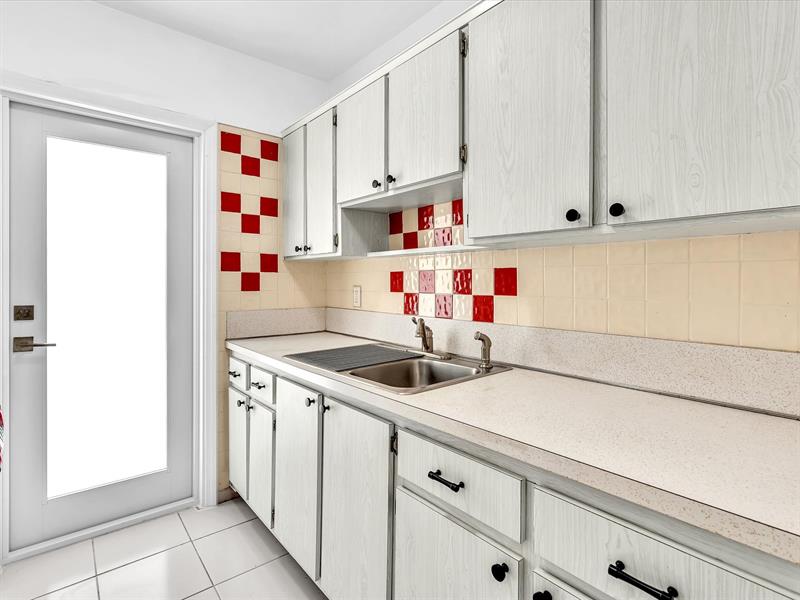 2501 W Golf Boulevard Pompano Beach FL 33064