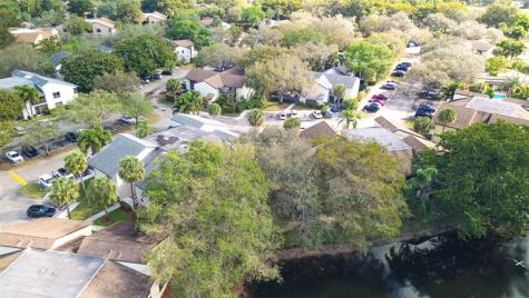 3441 Cocoplum Circle Coconut Creek FL 33063
