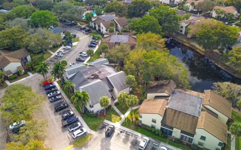 3441 Cocoplum Circle Coconut Creek FL 33063