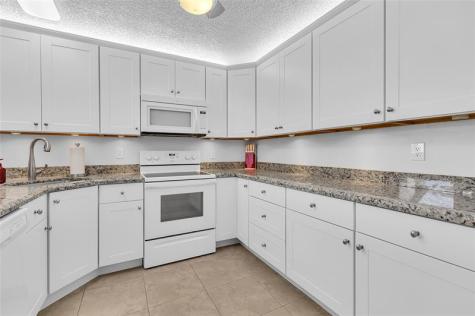 3441 Cocoplum Circle Coconut Creek FL 33063