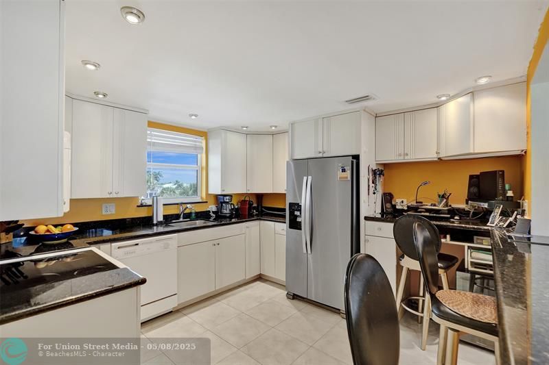 1051 Hillsboro Mile Hillsboro Beach FL 33062