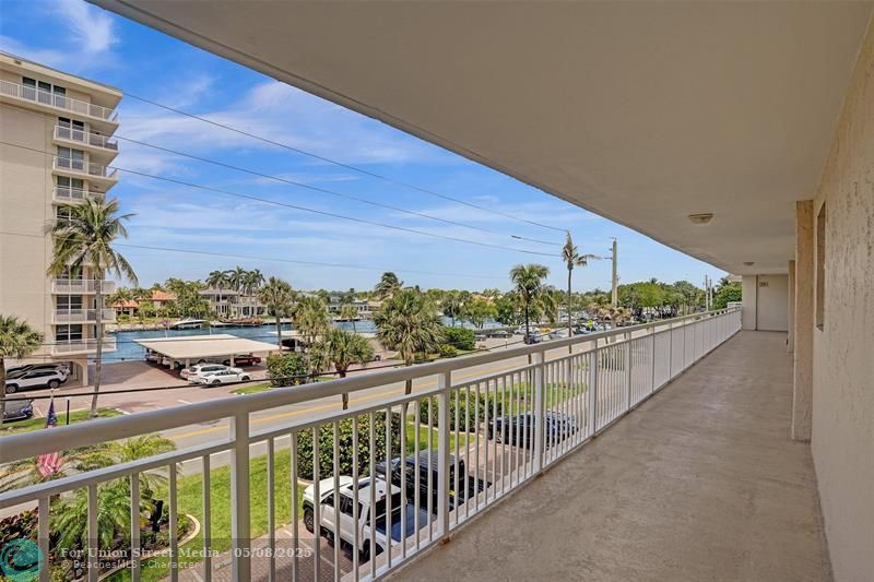 1051 Hillsboro Mile Hillsboro Beach FL 33062