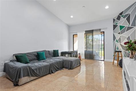 9612 NW 76th Court Tamarac FL 33321