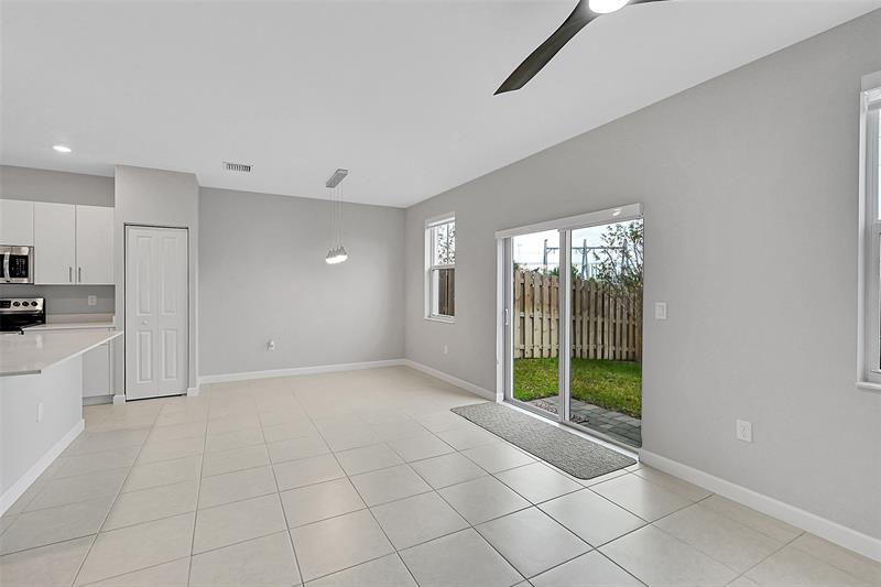 4614 NW 120th Way Coral Springs FL 33076